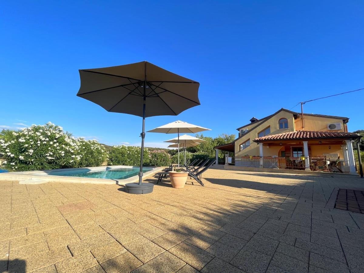 Holiday Home Valmoneda Rovinj Exterior foto